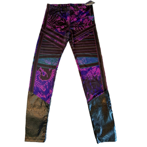 NWT DISNEY DESCENDANTS 3 legging’s Poly spandex blend Faux snake skin size XL 16